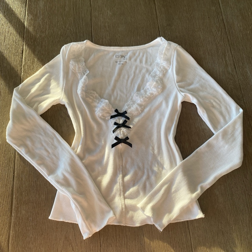PacSun White lace long sleeve top